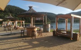 Zwei Schlafzimmer Ferienapartment Anna Am Stubenbergsee Inklusive Vier E-Bikes