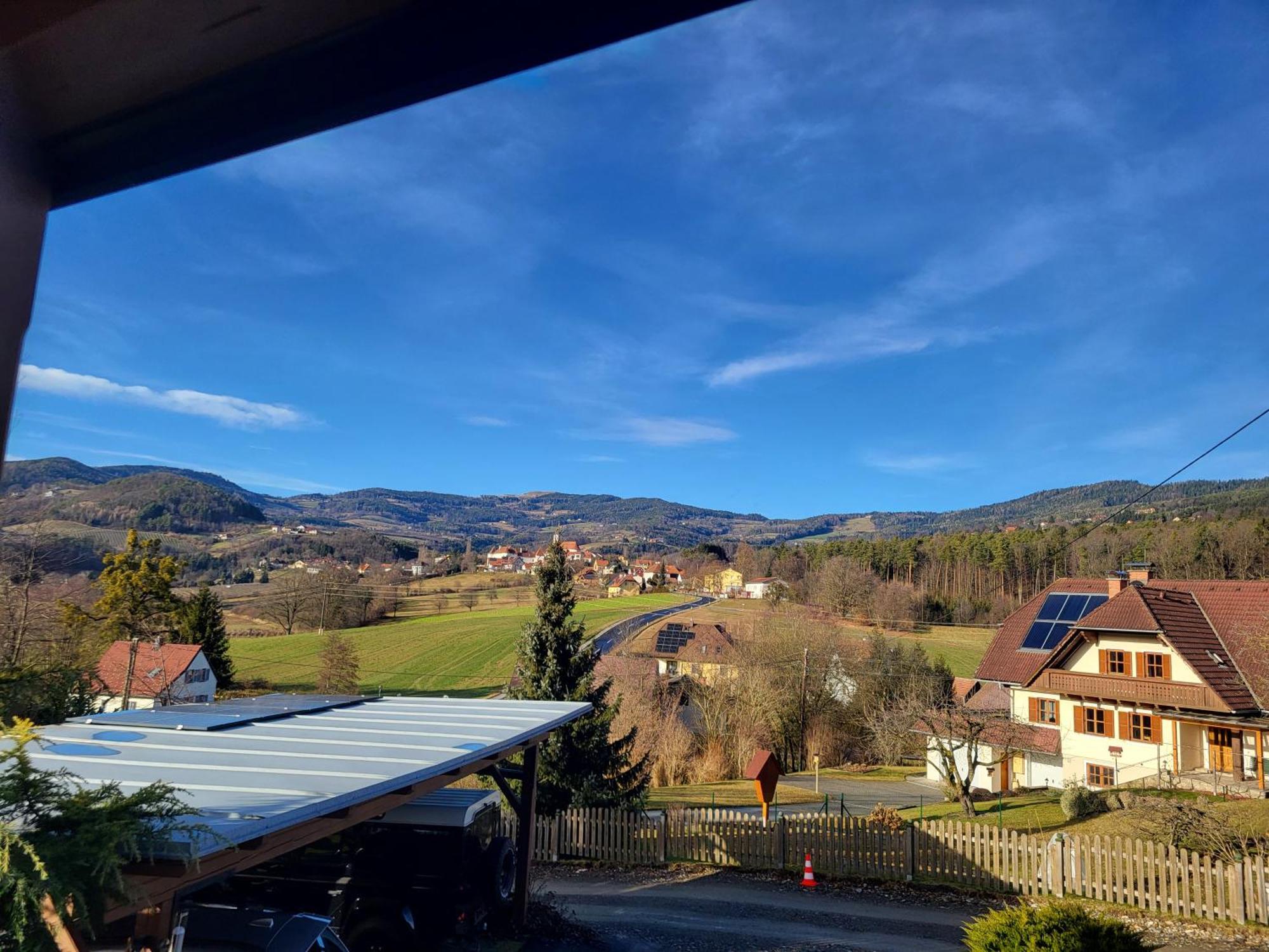 Zwei Schlafzimmer Ferienapartment Anna Am Stubenbergsee Inklusive Vier E-Bikes Exterior foto